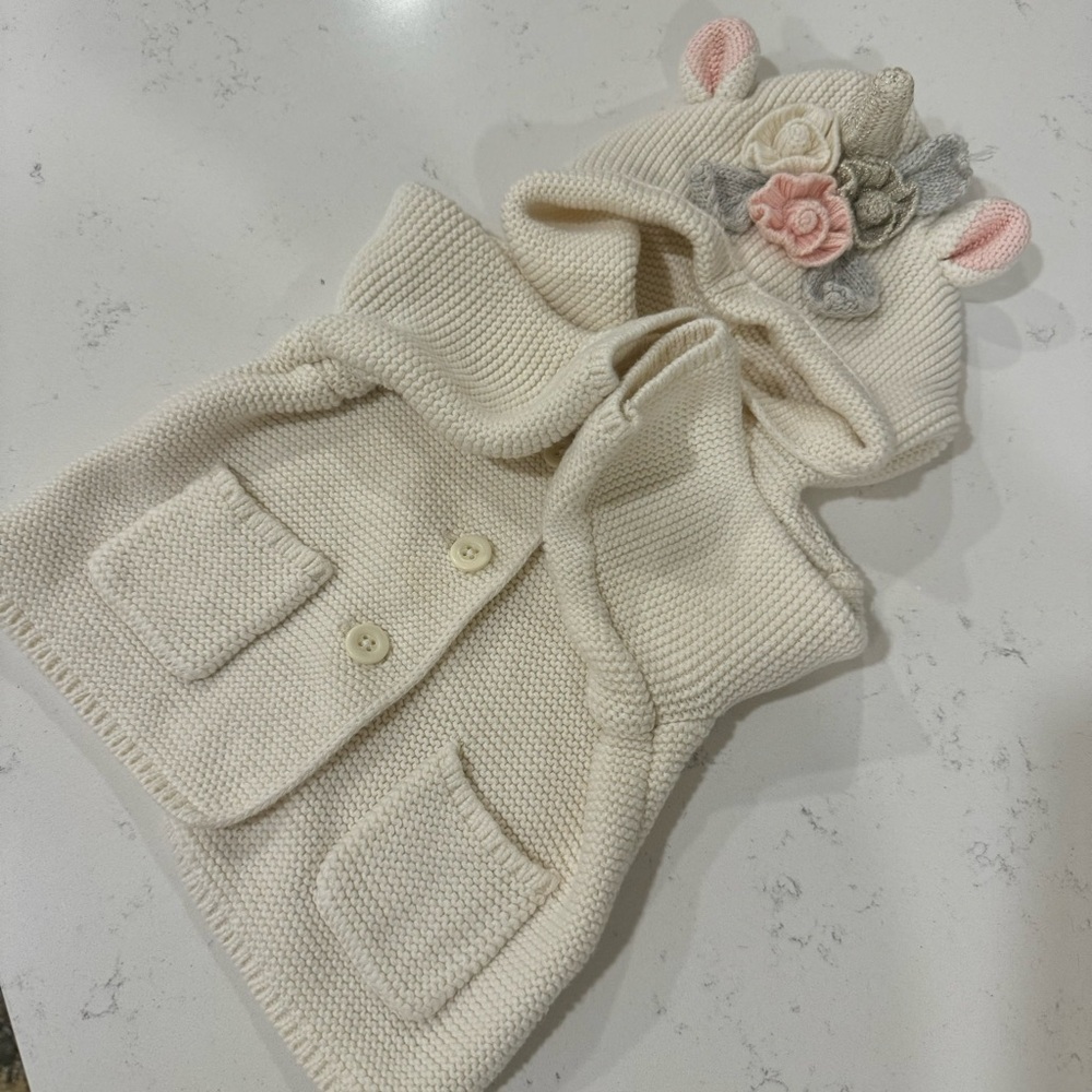 Gap 3-6M Knit Unicorn Sweater